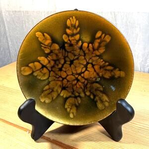 Kareka Cape Cod Metal Trinket Dish 4” Enamel Abstract Design